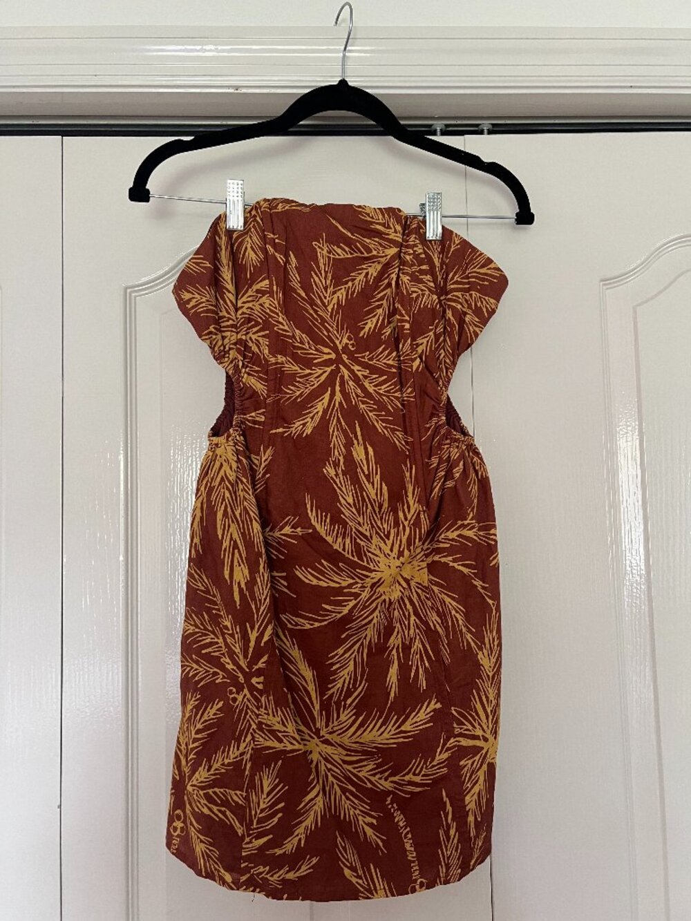 NWT - Size 6 - Mini Dress with palm trees